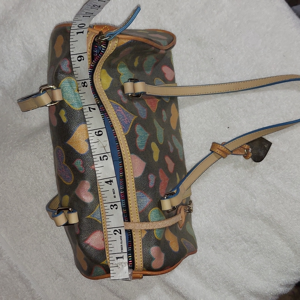 Dooney & Bourke hand bag - Picture 7 of 10